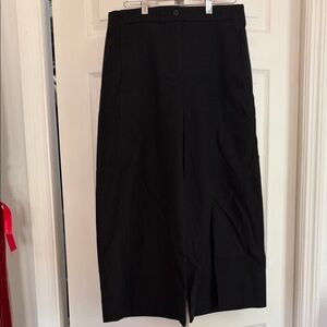 Elegant Black Women's Skirt